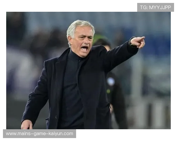 罗马再遭判罚争议,穆里尼奥气到发飙