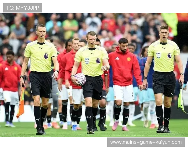 英超曼联前场抢断反攻_客场氛围一度爆棚的背后