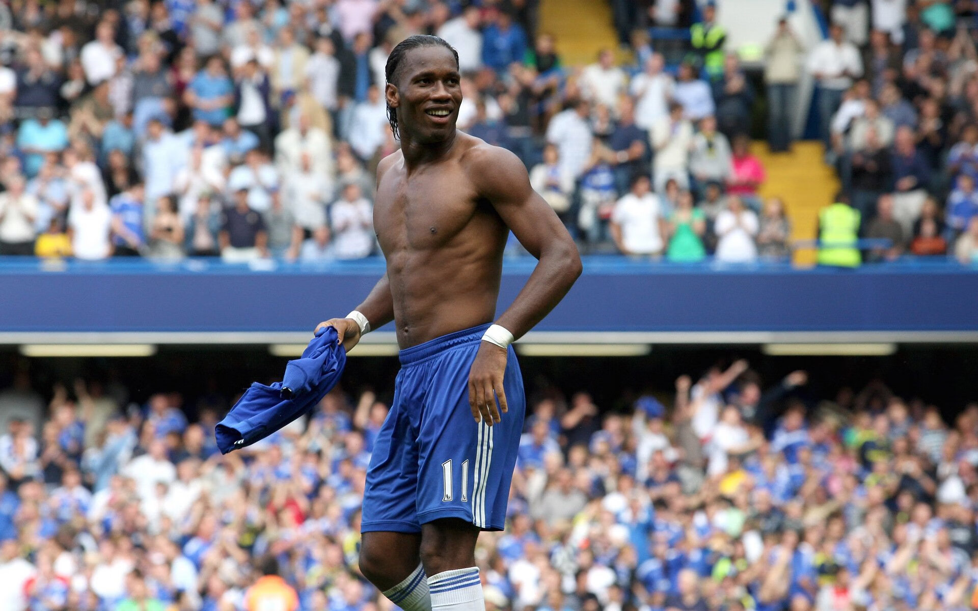 排球“混龄混性别”欢乐赛 强调交流而非结果